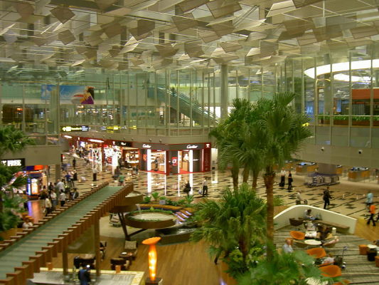This is not a terrible place to spend a layover, even if you don't have lounge access.