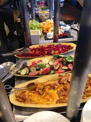 AA Flagship Lounge New York Food