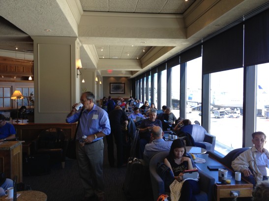 SFO Term 3 Concourse F United Club